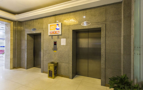 通广大厦电梯
