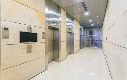中环世贸中心电梯